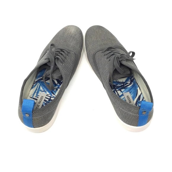 Steve Madden | Fauster Canvas Lace Up Sneaker Gray - Picture 5 of 8